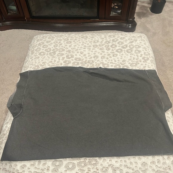 NWOT Nirvana Crop Sweatshirt Size Small Oversized - Picture 6 of 6